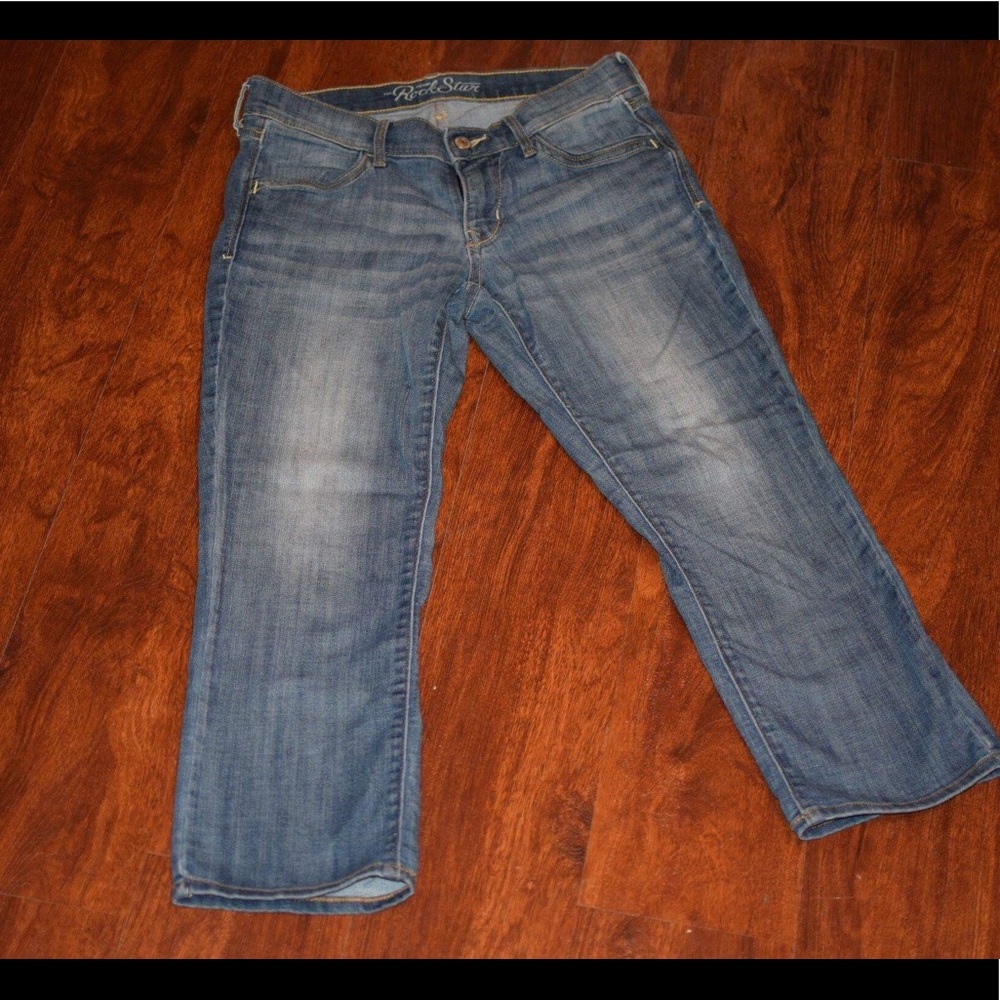 Old Navy size 10 rockstar Capris